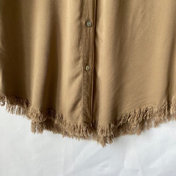 White Birch Frayed Hem Utility Shirt Women M Mushroom Tan Quiet Luxury Button Up - Picture 4 of 11